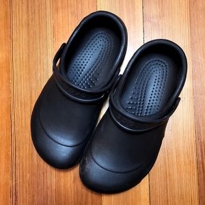 Crocs unisex-adult Bistro Clog | Slip Resistant Work Shoes